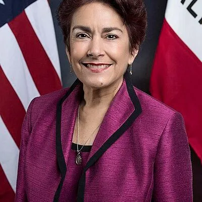 Anna Caballero