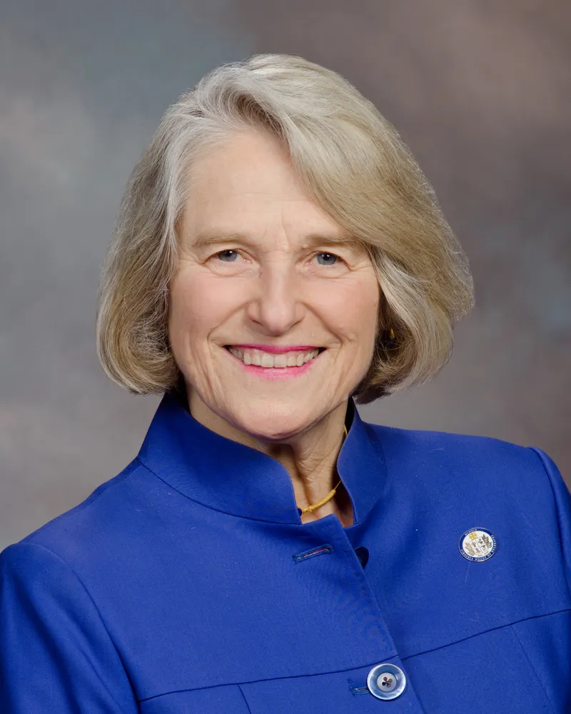Betsy Carr