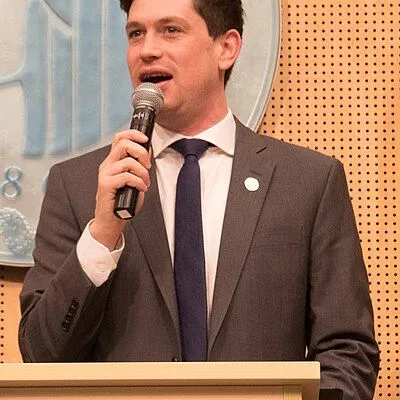 Dan Strauss
