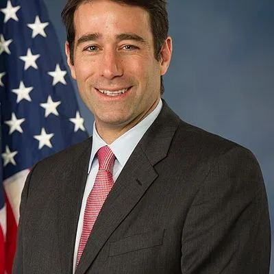 Garret Graves