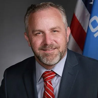 Greg Treat