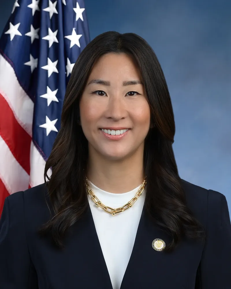 Linda Lee