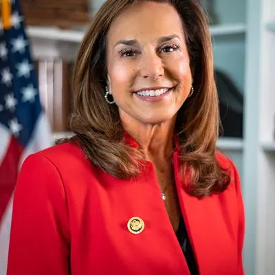Lisa McClain