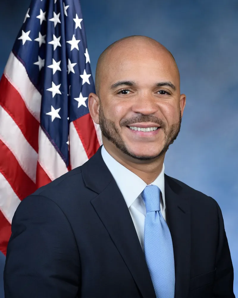 Manny De Los Santos