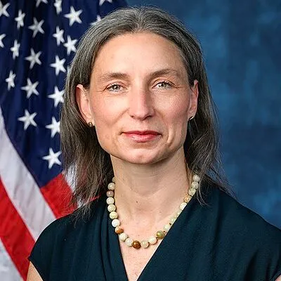 Maxine Dexter
