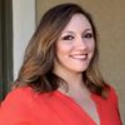 Nicole Cannizzaro