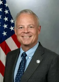 Perry Warren