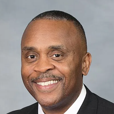 Robert Reives II