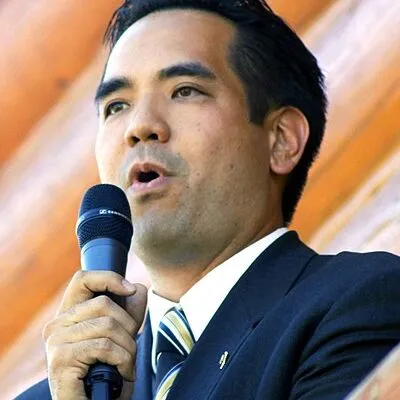 Sean Reyes