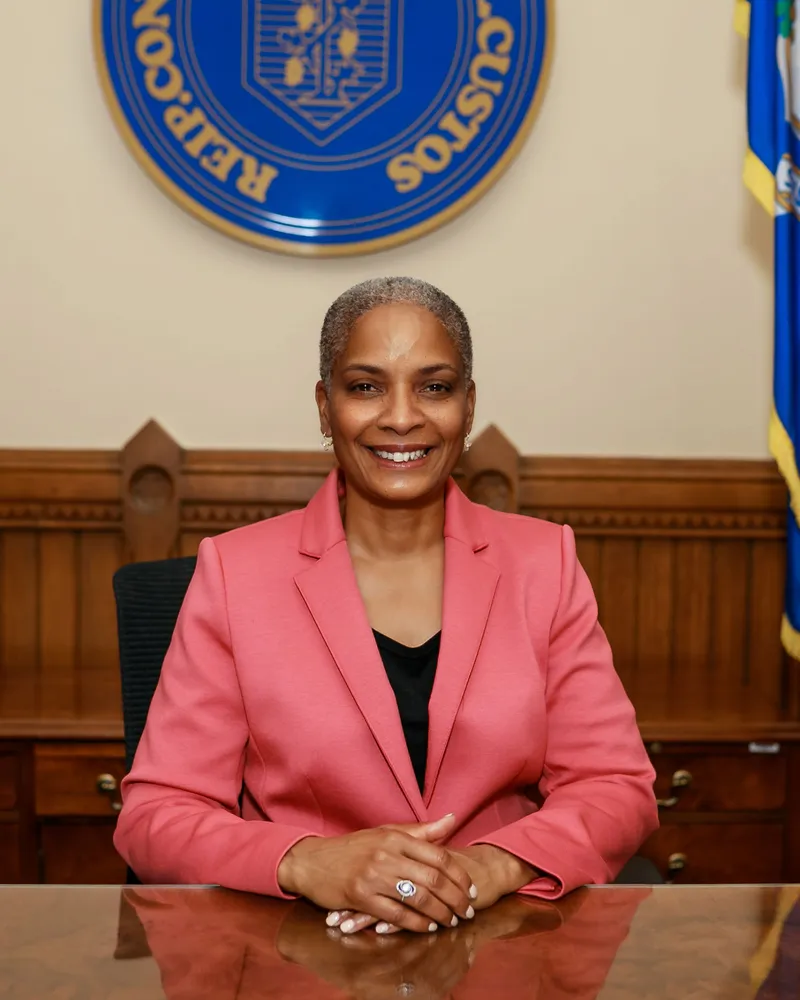 Stephanie Thomas