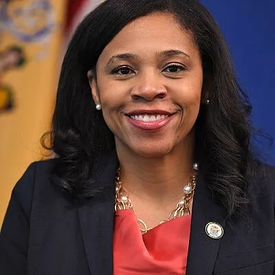 Tahesha Way