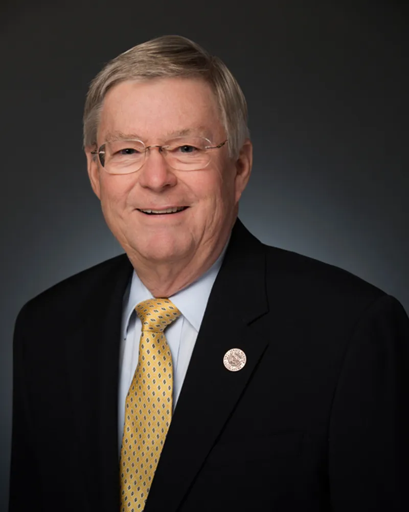 Vince Leach